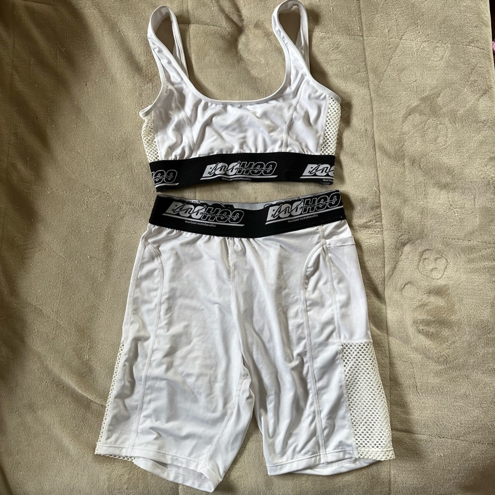 BOOHOO BIKER SHORT SET SIZE M